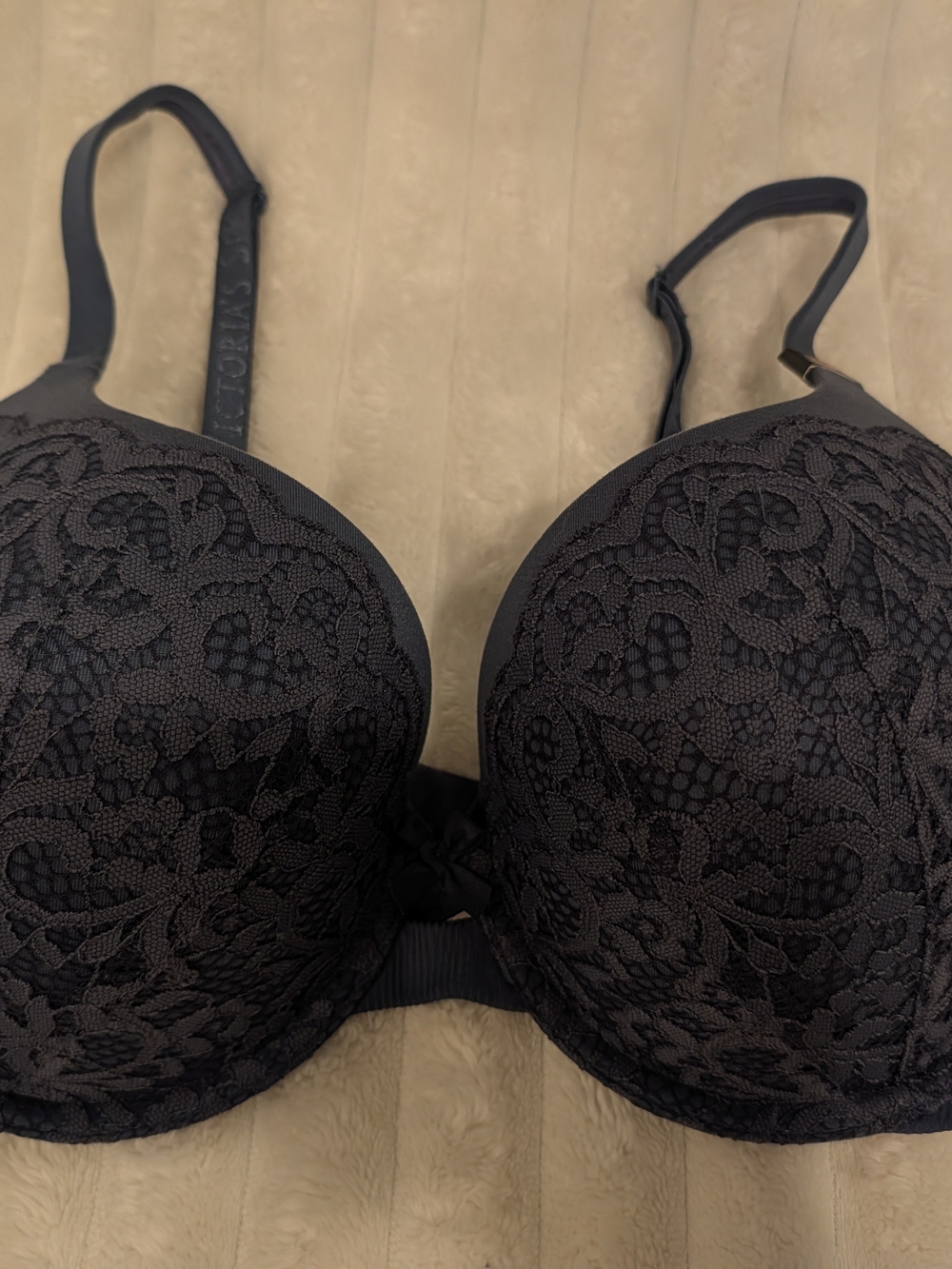 Victoria's Secret Blue Lace Pushup Bra